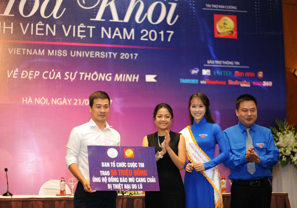 Trà thanh nhiệt Dr Thanh tôn vinh “Vẻ đẹp của sự thông minh” cùng Hoa khôi Sinh viên 2017