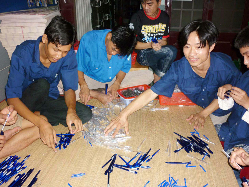 “Vua” sáng chế giàu tình thương 