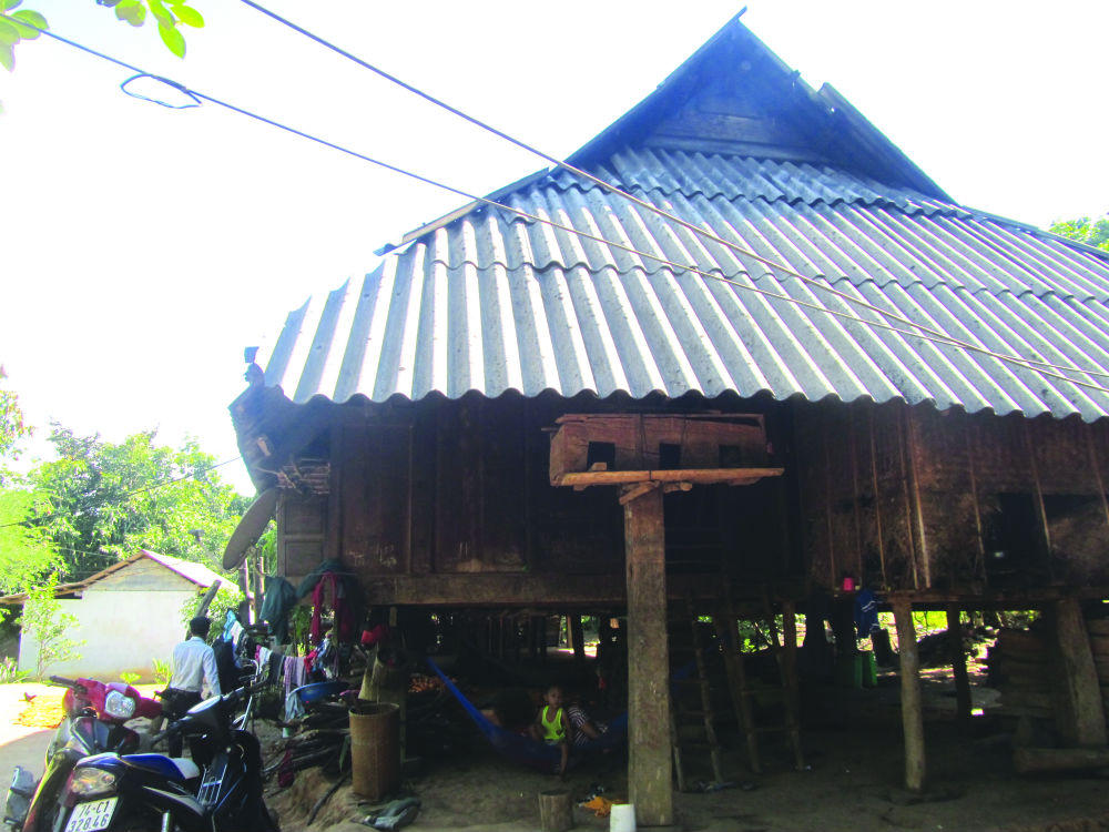 Đặc sắc ngôi nhà dài người Pa Kô ở vùng biên Quảng Trị