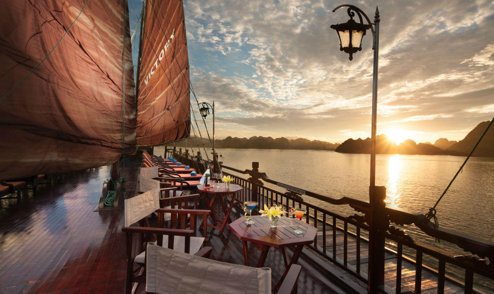 5 trải nghiệm độc đáo khiến khách quên đường về ở Vịnh Hạ Long 