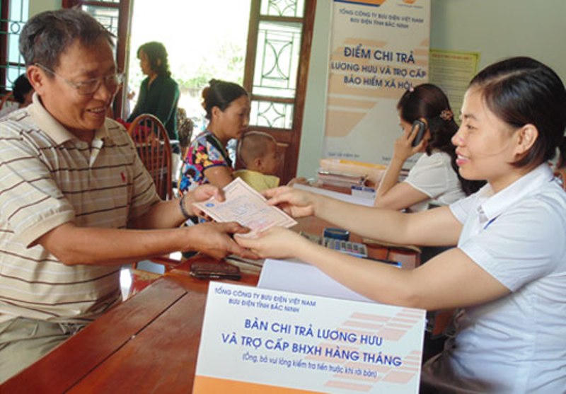 Người dân có thể tham gia bảo hiểm xã hội tự nguyện tại bưu điện địa phương