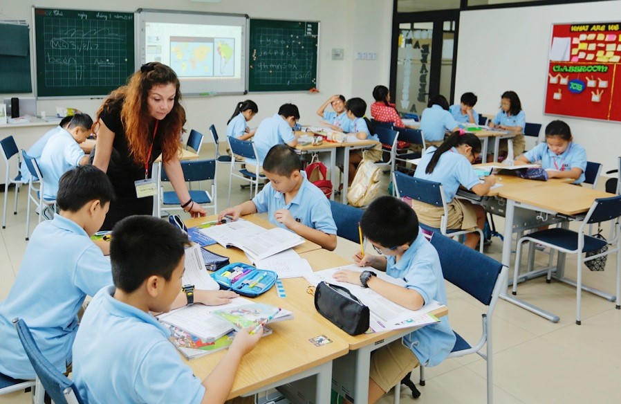 Ngắm ngôi trường đầu tiên của VinSchool tại TP.HCM trong ngày khai giảng