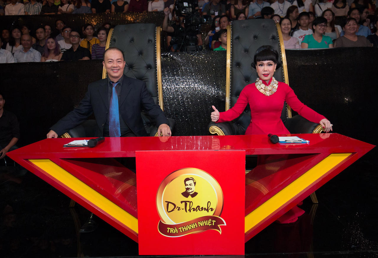 Hồng Thanh trở thành Quán quân Cười Xuyên Việt 2017 bảng Tài năng