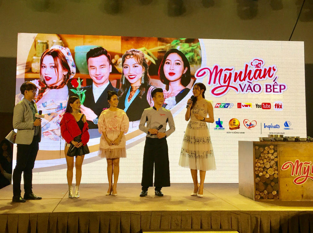 Cùng khám phá ẩm thực Việt với "Mỹ nhân vào bếp"