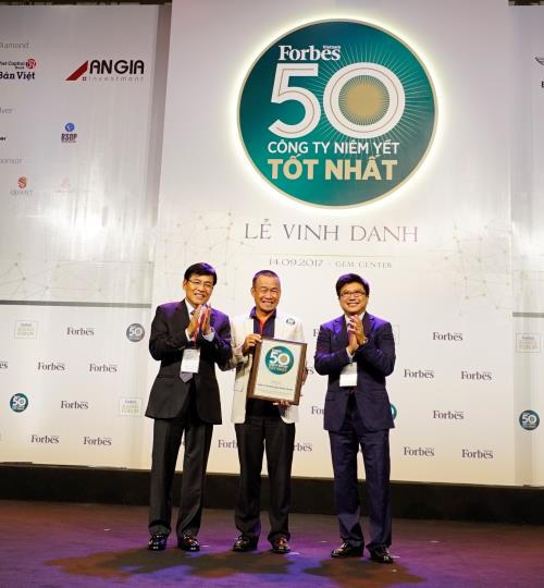 Vietjet Air lọt vào Top những công ty niêm yết tốt nhất do Forbes bình chọn