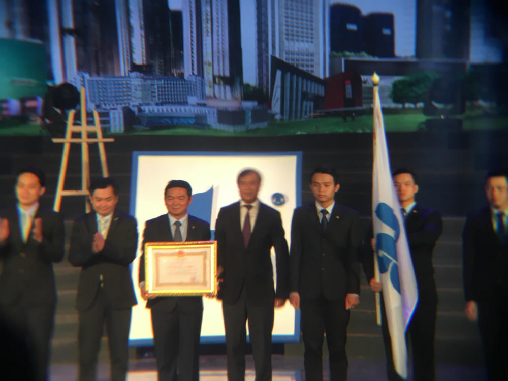 Hơn 126 tỷ đồng gây “Quỹ từ thiện Hòa Bình”