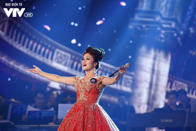 Quán quân Sao Mai 2017 tỏa sáng trên sân khấu Chung kết xếp hạng tại FLC Sầm Sơn