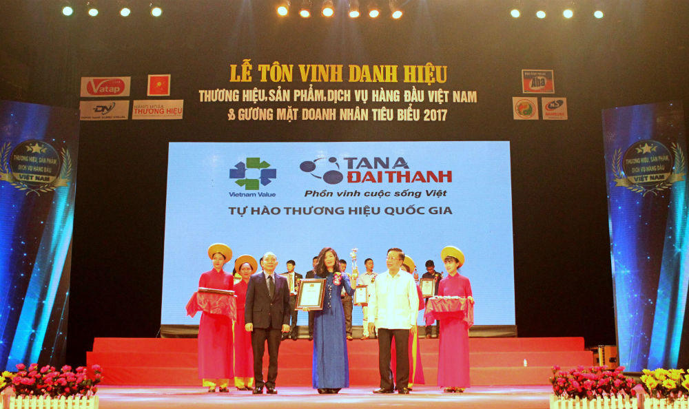 Tập đoàn Tân Á Đại Thành được vinh danh “Thương hiệu, Sản phẩm, Dịch vụ hàng đầu Việt Nam”