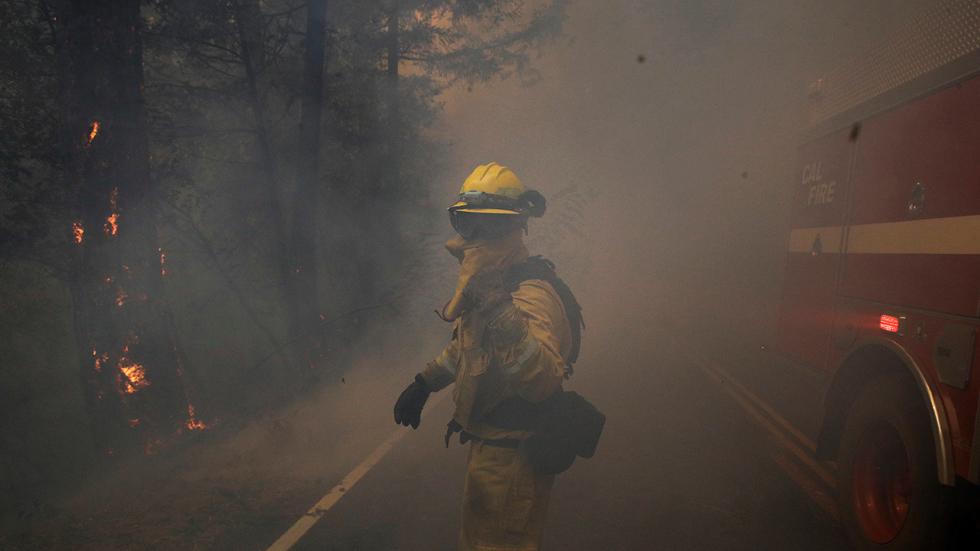 California (Mỹ): Những chiến binh chống giặc lửa trong trận cháy rừng lịch sử