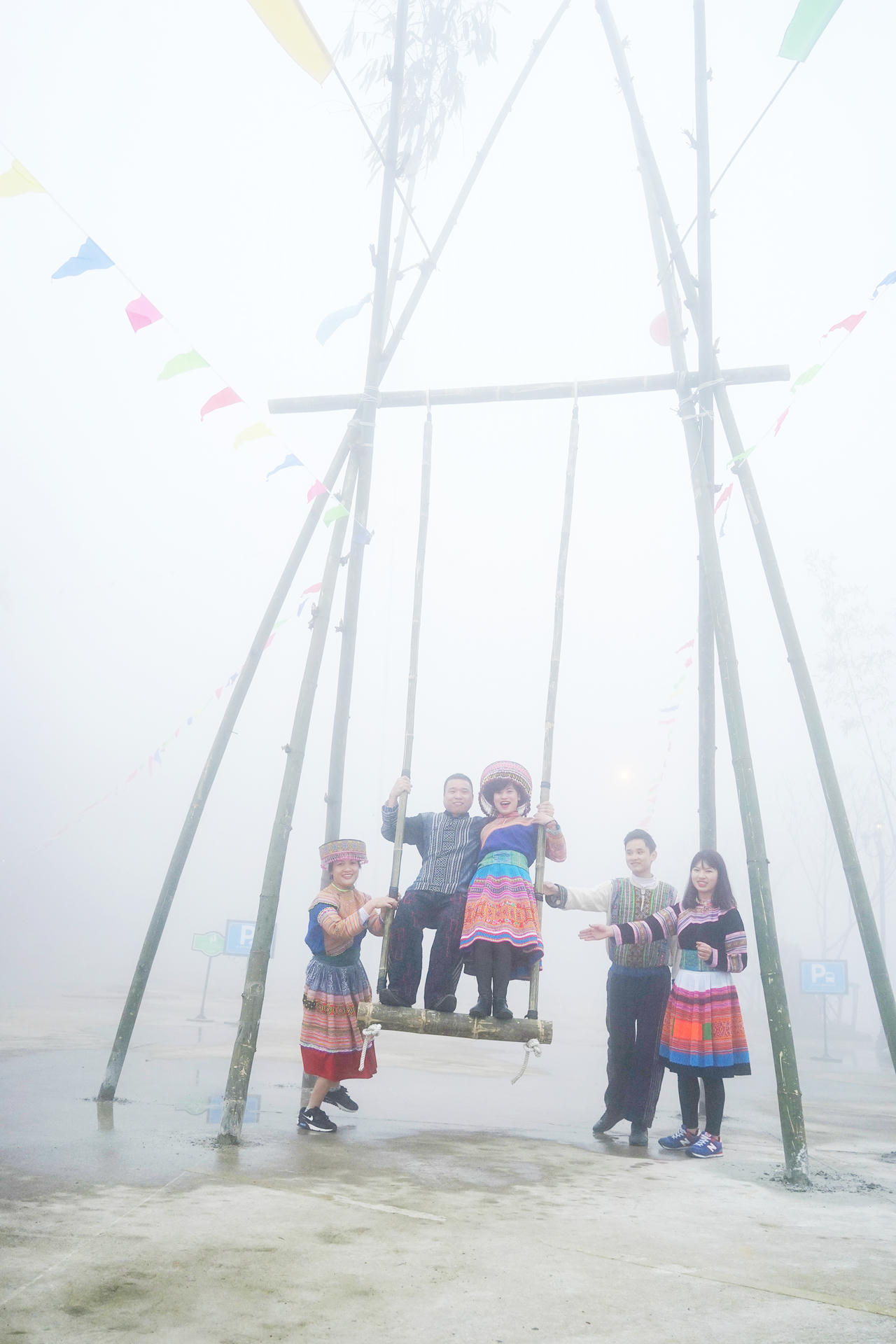 Tạo bản sắc cho du lịch Việt bằng cách nào?