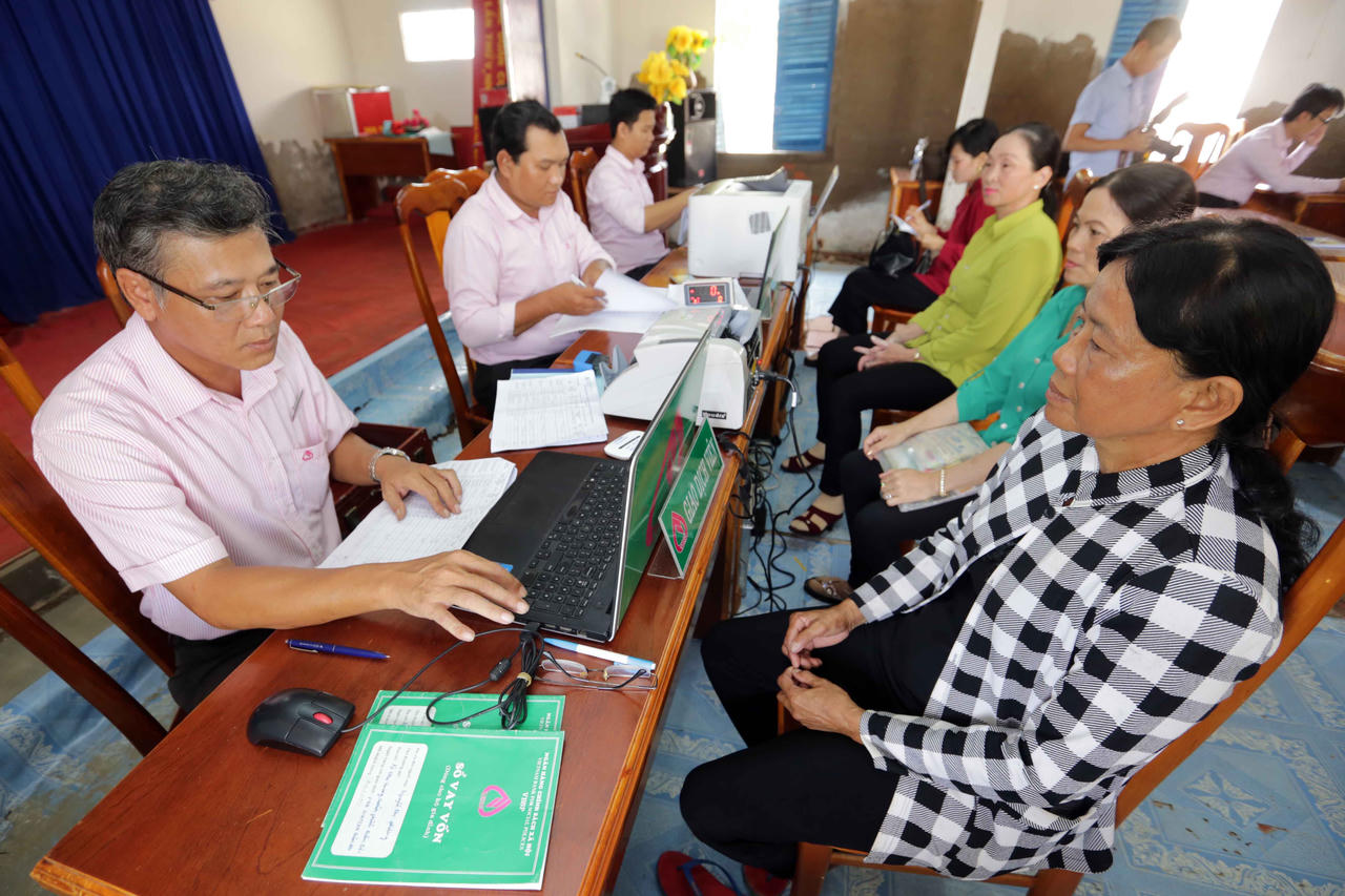 Đồng vốn chính sách ở ven biển cực Nam của Tổ quốc