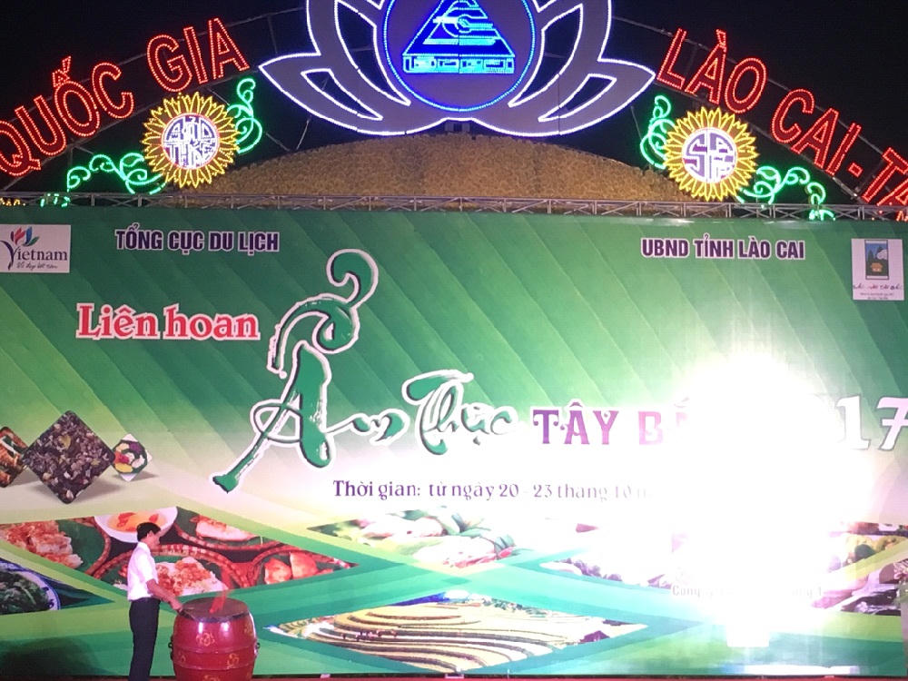 Khai mạc Liên hoan ẩm thực Tây Bắc 2017