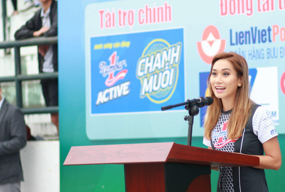 Tưng bừng khai mạc giải bóng đá học sinh Hà Nội tranh Cup Number 1 Active