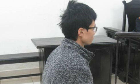 Đời tăm tối vì web sex