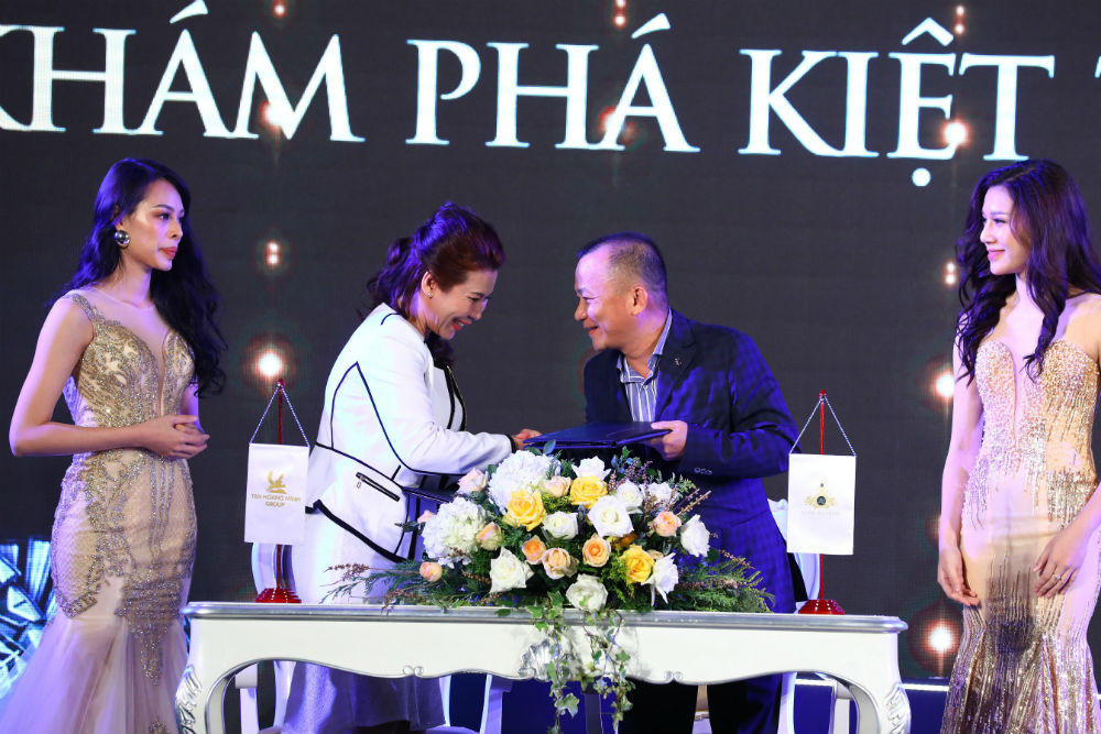 Tân Hoàng Minh ra mắt kiệt tác vượt thời gian D’. Palais Louis