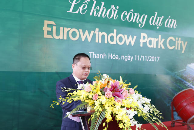  Ông Nguyễn Cảnh Hồng – Chủ tịch Công ty cổ phần Đầu tư Tổ hợp Thương mại Melinh PLAZA Thanh Hóa phát biểu tại buổi lễ khởi công dự án. 