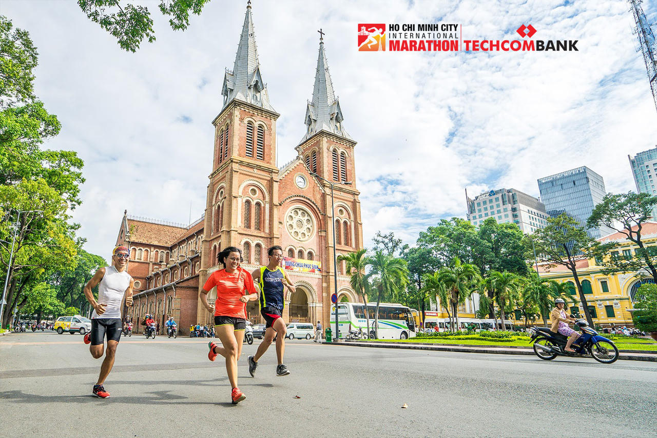 Tham gia giải chạy Marathon quốc tế TP.HCM Techcombank 2017 và đóng góp cho cộng đồng