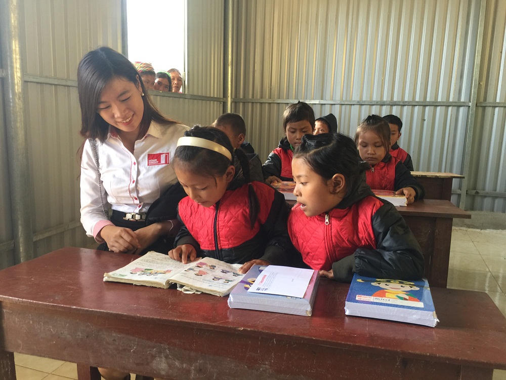 Home Credit hỗ trợ giáo dục vùng cao Tây Bắc