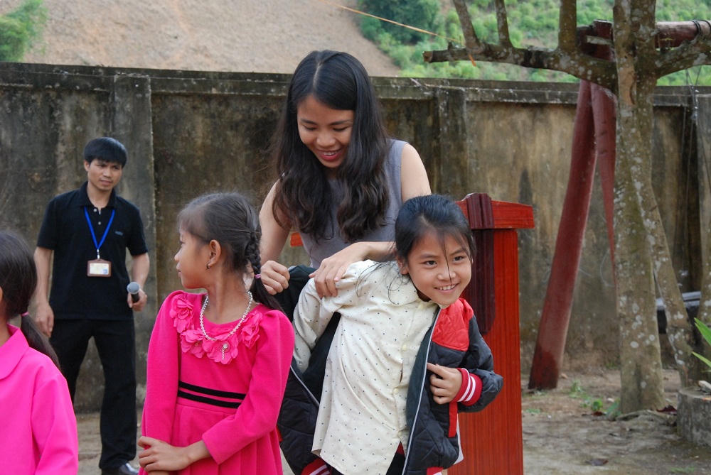 Home Credit hỗ trợ giáo dục vùng cao Tây Bắc