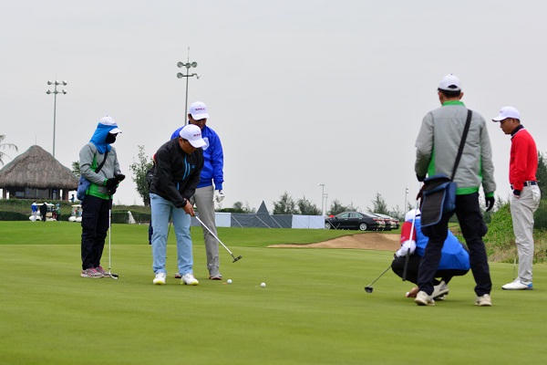 Giải SMic Golf Challenge Tournament 2017 chính thức khai mạc với hơn 1000 gôn thủ tham gia tranh tài