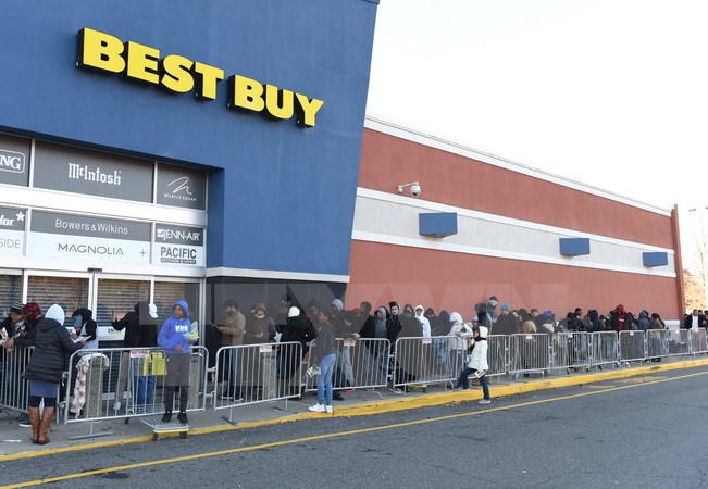Black Friday: Mỹ "tung" nhiều chiêu thức mới để thu hút khách hàng