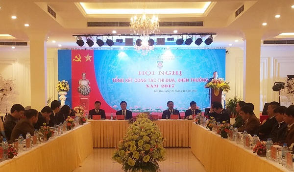 Thi đua phải gắn với thực hiện nhiệm vụ chính trị, chuyên môn