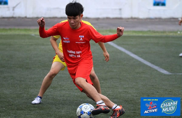 Những loạt sút luân lưu nghẹt thở ở tứ kết Giải bóng đá học sinh THPT Hà Nội - Cup Number 1 Active.