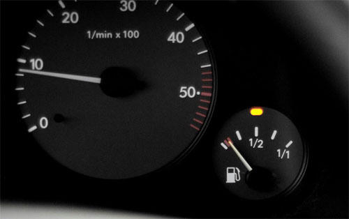 5-lam-tuong-ve-cach-tieu-thu-xang-tren-oto-1