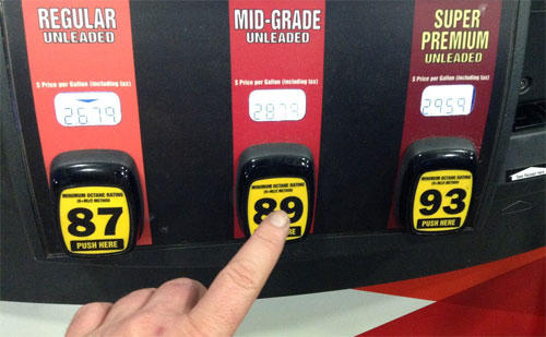 5-lam-tuong-ve-cach-tieu-thu-xang-tren-oto-2