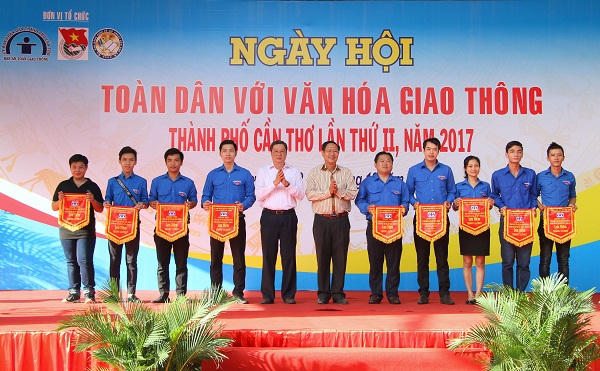 Cần Thơ: Nhiều hoạt động tuyên truyền trong Ngày hội Toàn dân với Văn hóa giao thông