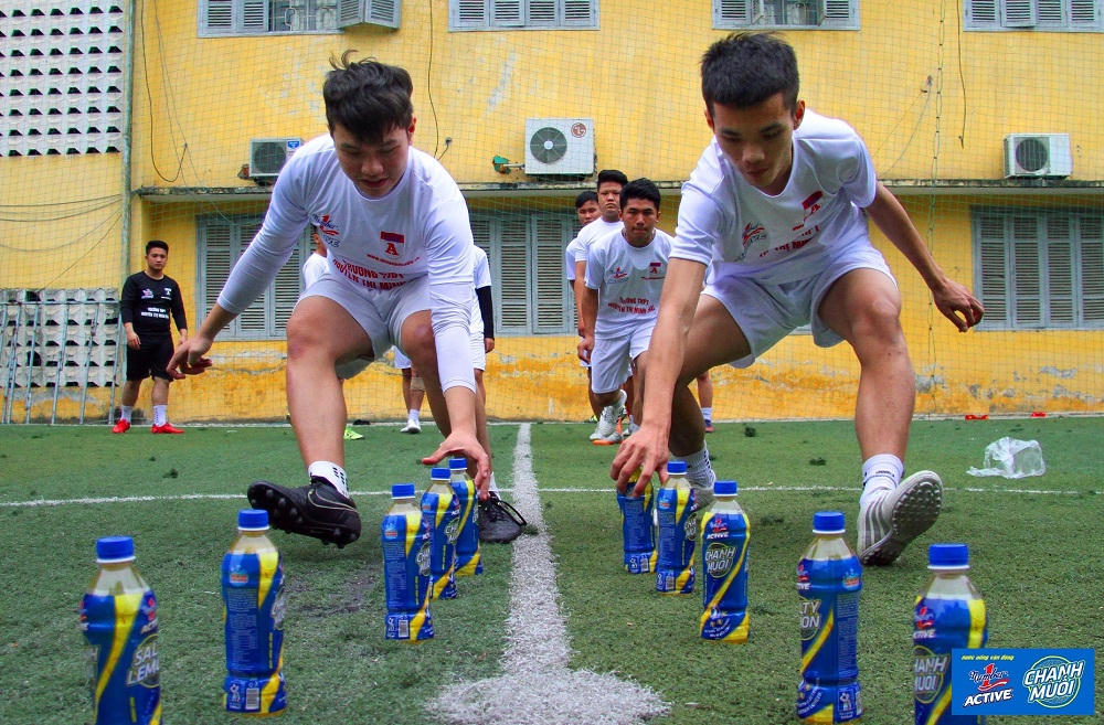 Đường đến ngôi vô địch giải bóng đá học sinh Hà Nội của Trường THPT Nguyễn Thị Minh Khai