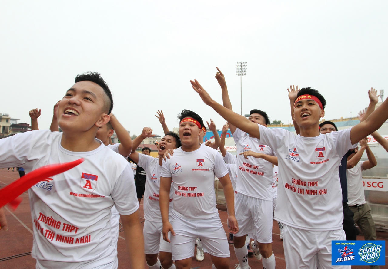 Đường đến ngôi vô địch giải bóng đá học sinh Hà Nội của Trường THPT Nguyễn Thị Minh Khai