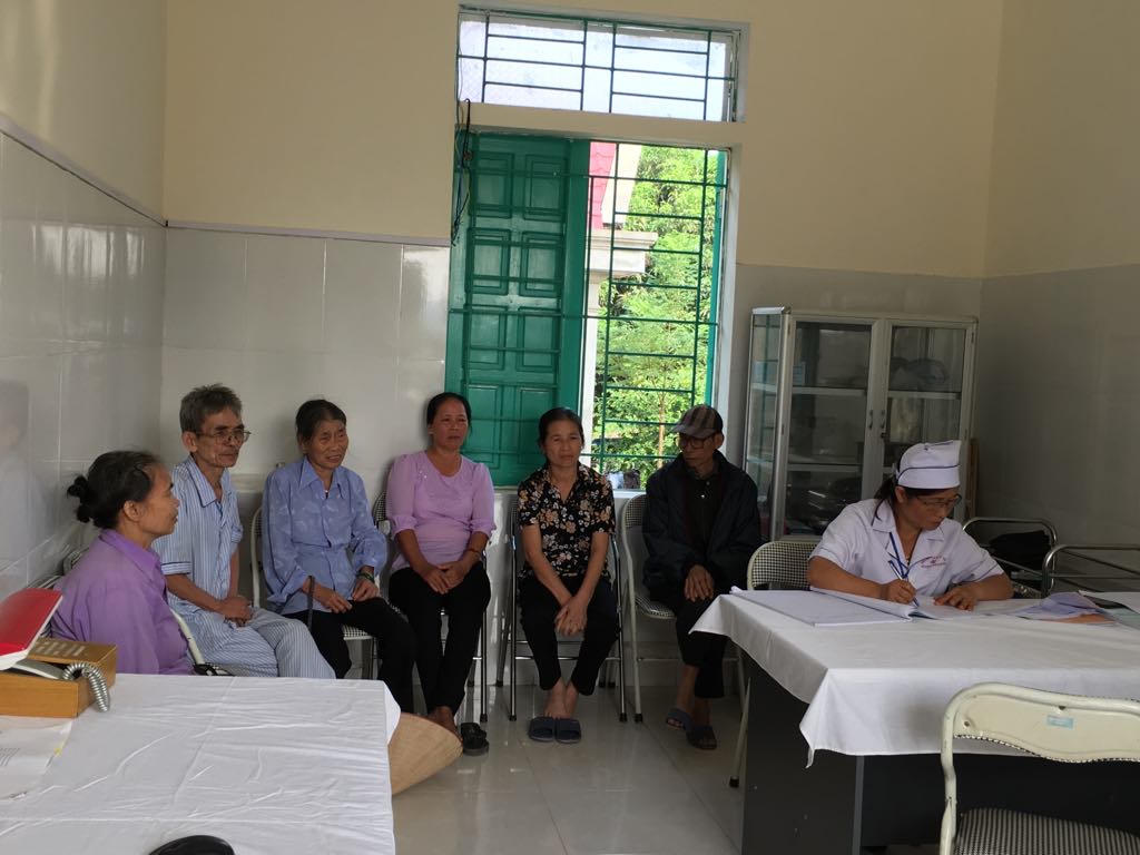 Triển khai gói dịch vụ y tế cơ bản cần có lộ trình