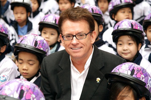 Quy trình quản lý không chồng chéo sẽ triệt tiêu được mũ bảo hiểm giả