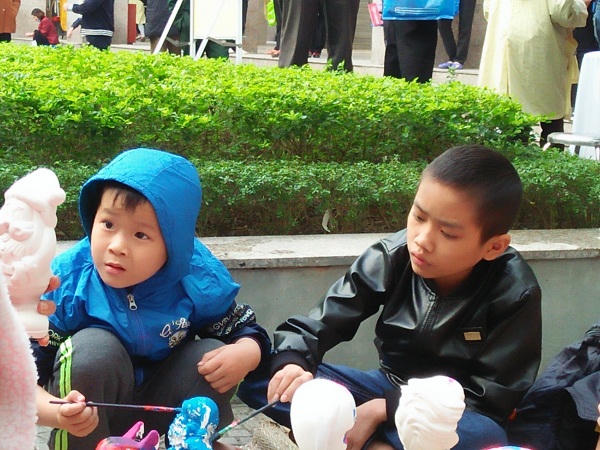 Bệnh nhân ung thư được mua sản phẩm giá 1.000 đồng, bốc thăm trúng thưởng