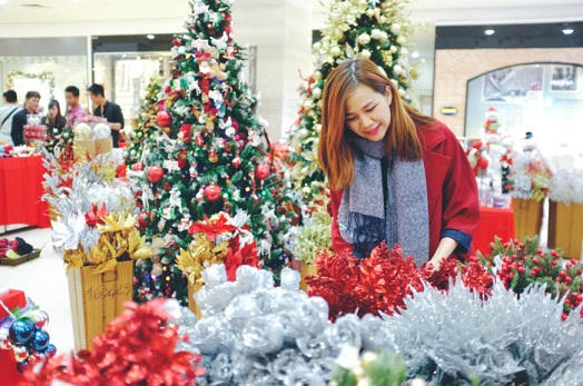 Nô nức đón Giáng sinh cùng danh hài Xuân Bắc – Tự Long tại TTTM The Garden