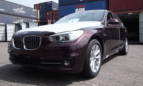 Lộ diện lô xe BMW và MINI mới 100% cập cảng Việt Nam dịp cuối năm