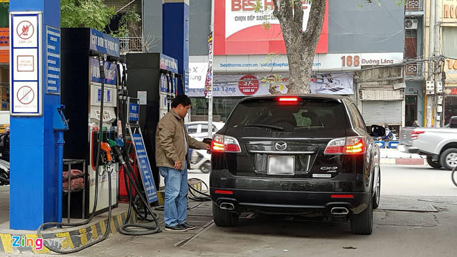 Xang E5 khong anh huong dong co, nhieu oto tai VN co the do xang E10 hinh anh 1