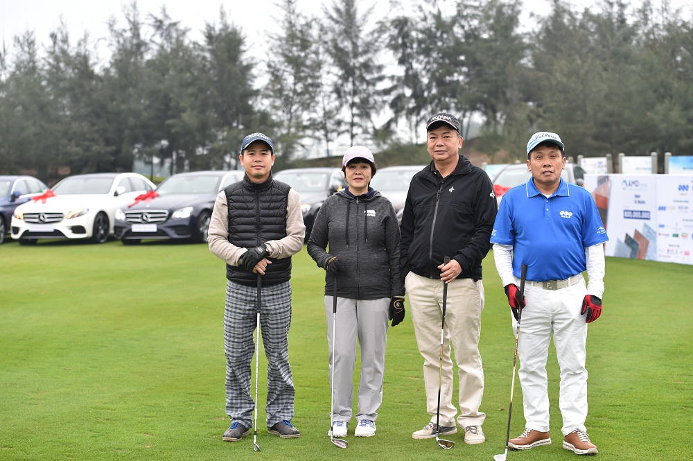 FLC Golf Championship 2018 chính thức khai mạc với 1.500 gôn thủ tham gia tranh tài