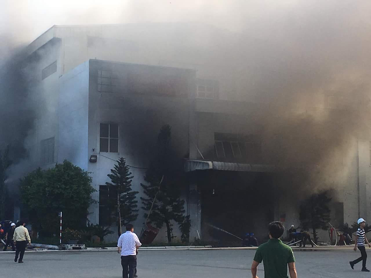 Vũng Tàu: Cháy lớn nhà máy Giấy Sài Gòn 