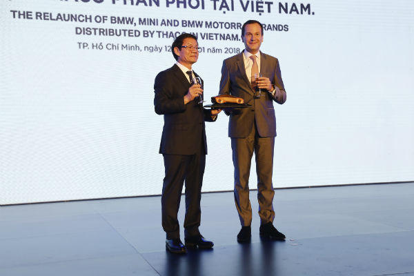 Tập đoàn BMW châu Á và THACO giới thiệu thương hiệu BMW và MINI tại Việt Nam
