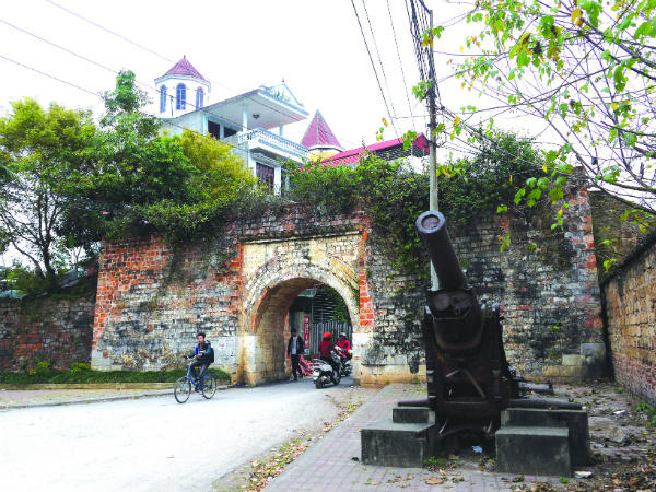 Ai lên xứ Lạng cùng anh?