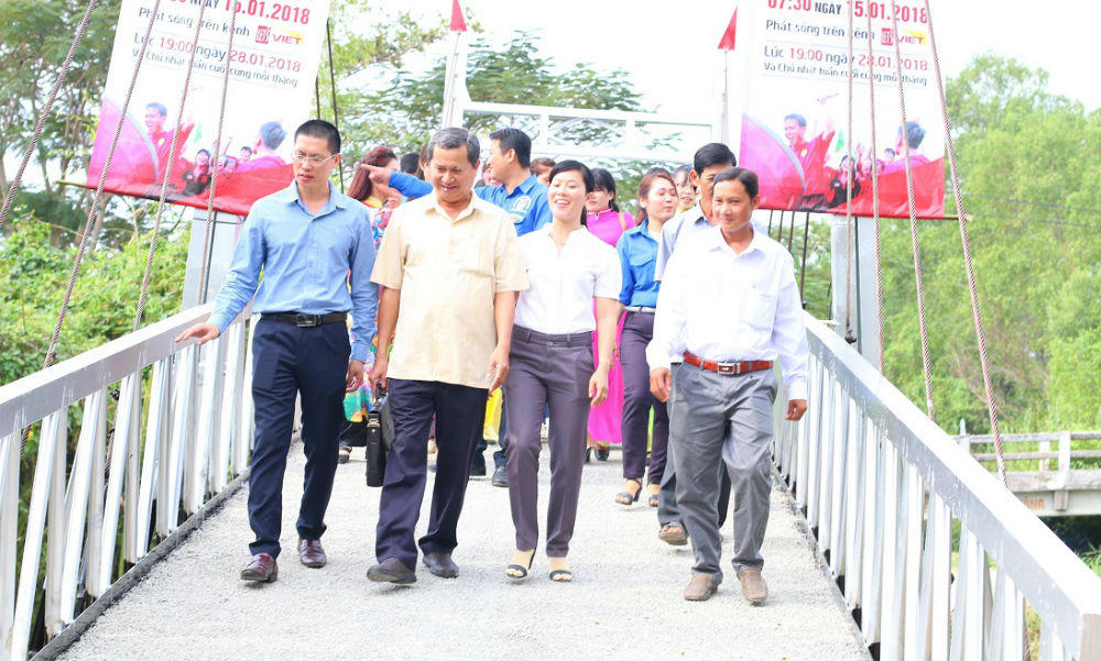 Hàng vạn người dân Cần Thơ, Sóc Trăng tiếp tục nhận quà Tết từ Tân Hiệp Phát