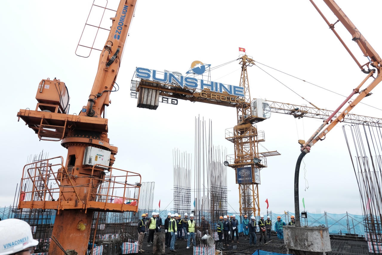 Tập đoàn Sunshine long trọng tổ chức lễ cất nóc dự án Sunshine Riverside