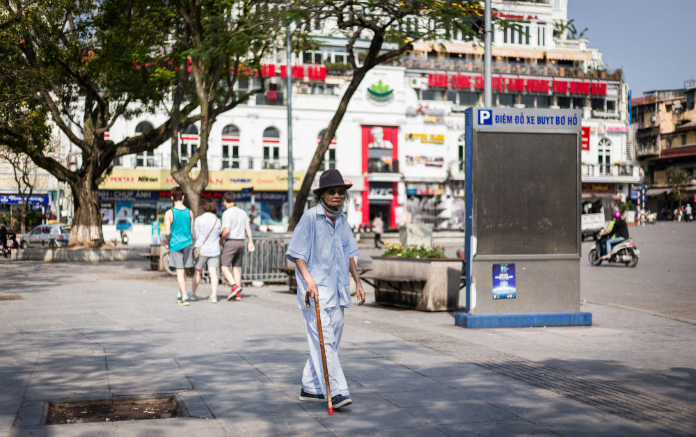 Khoảng lặng Hà Nội ngày nắng hanh
