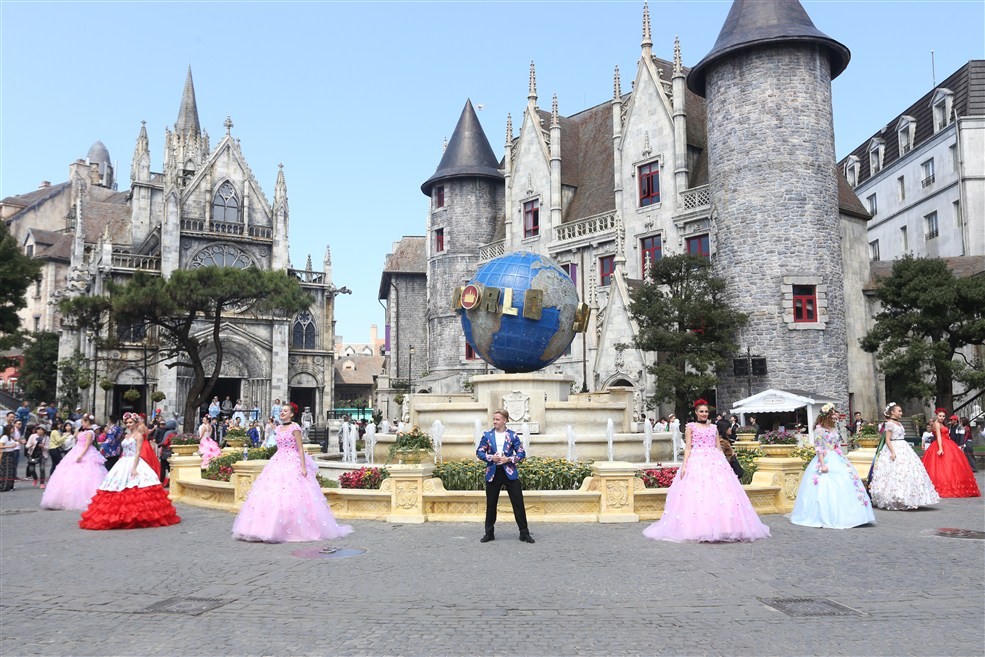 Sun World Ba Na Hills rộn rã đón du khách Quảng Nam - Đà Nẵng trong tháng 3 tri ân