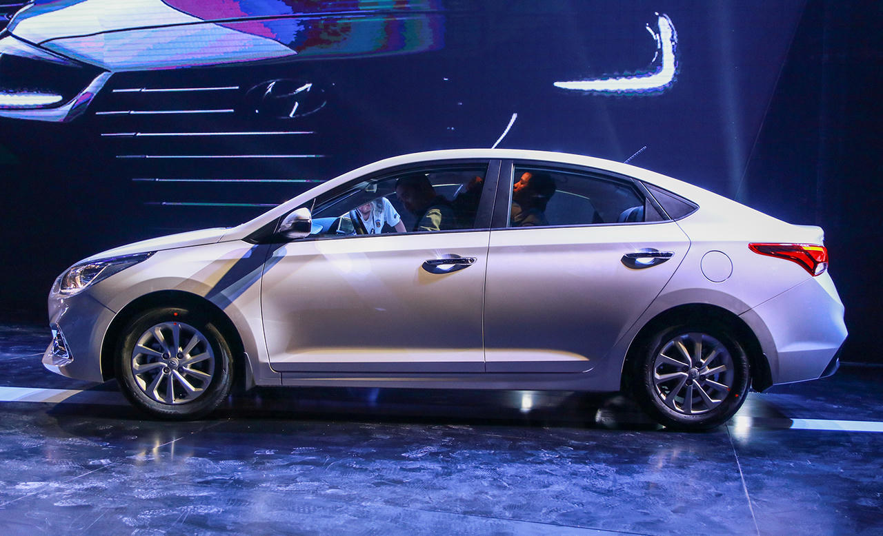 Hyundai Accent 2018 giá từ 425 triệu - đe dọa Vios tại Việt Nam