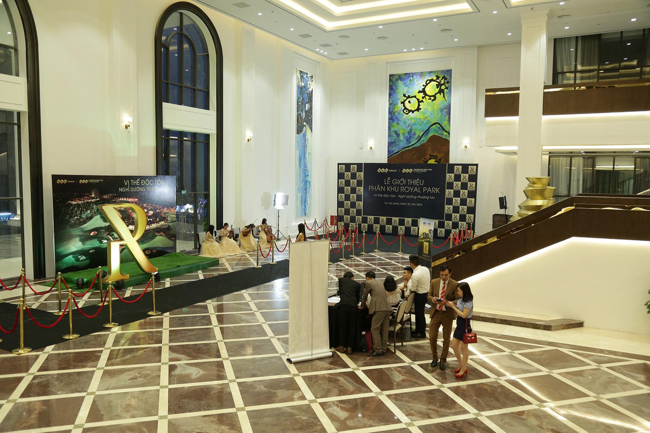 Royal Park chào sân, nhà đầu tư hào hứng tìm kiếm cơ hội sở hữu