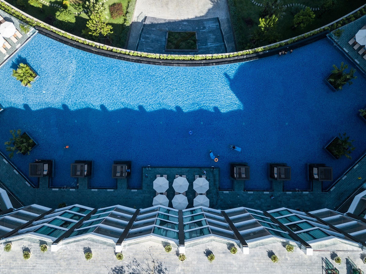 Chiêm ngưỡng hệ thống bể bơi khủng tại Resort nắm giữ 2 kỷ lục Việt Nam