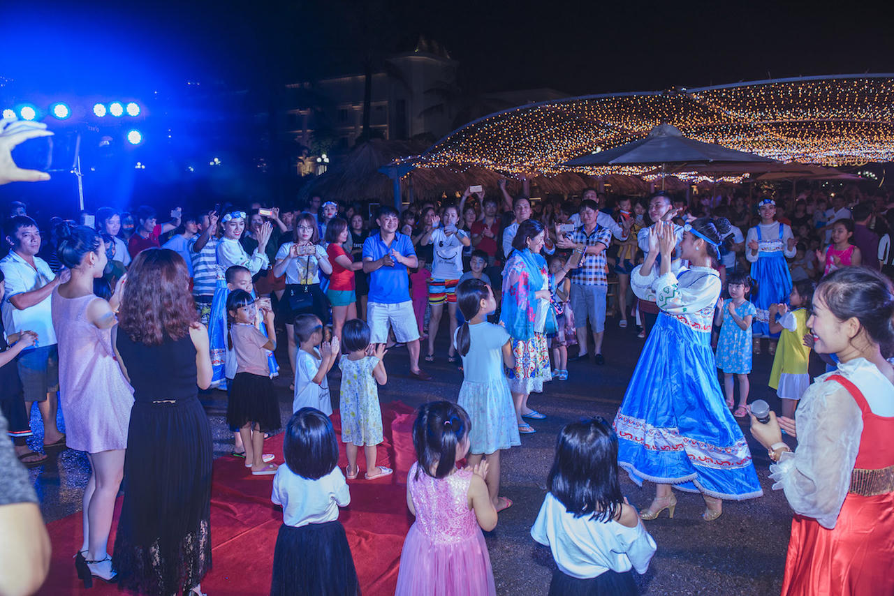 Ngập tràn cảm xúc trong lễ hội văn hóa Nga tại FLC Sầm Sơn